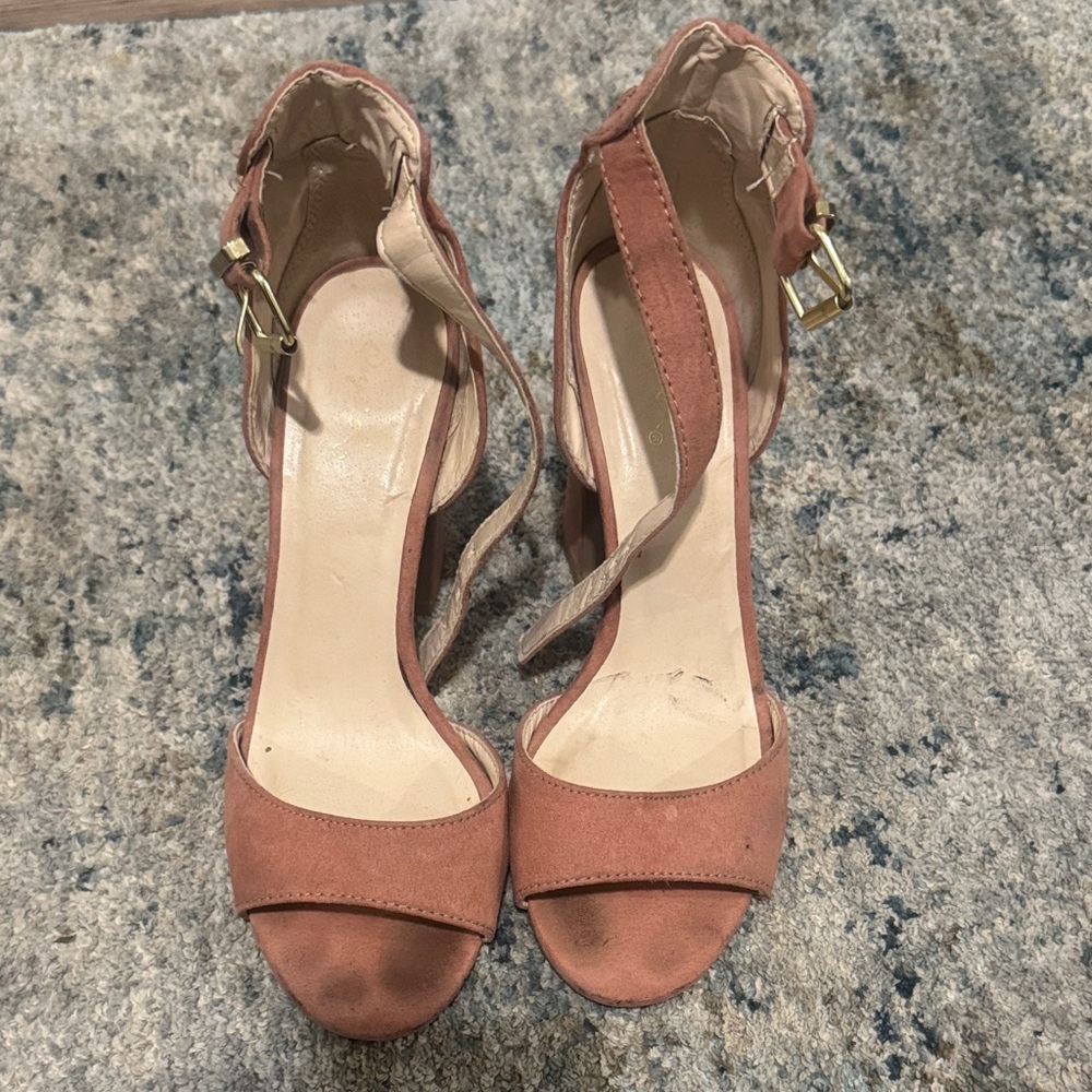 Elegant Tan Women's Heels